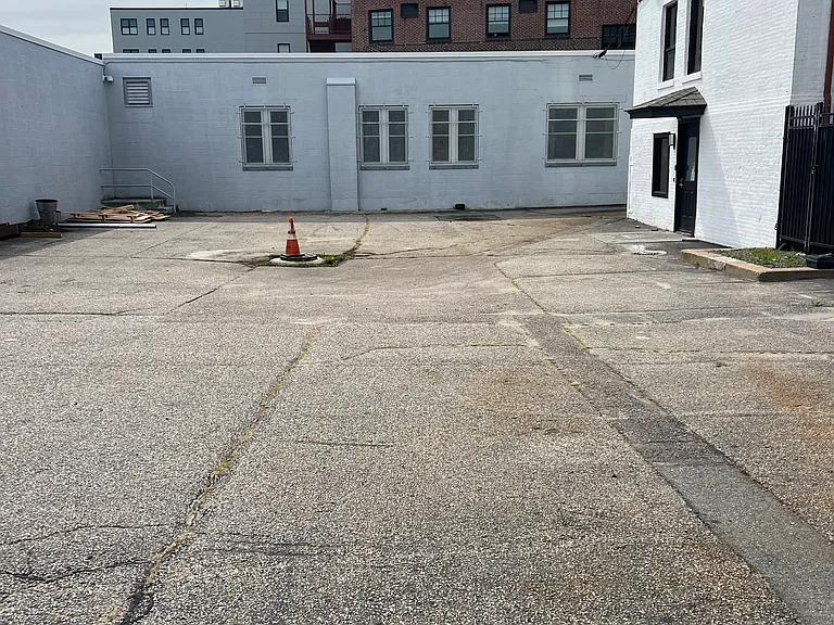 200 Broad St #2B — Photo 3