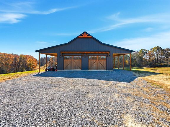 3rd image of 244 County Road 709