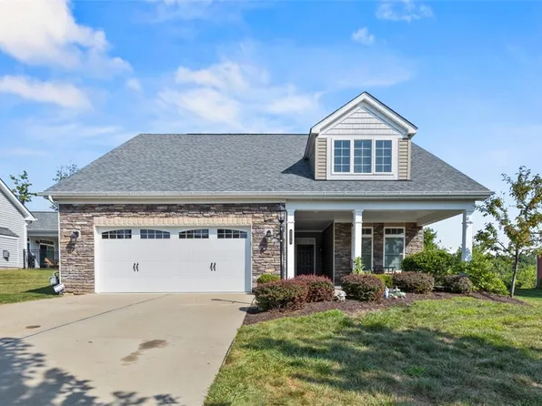 225 Brookside Dr, Cranberry Township, PA 16066