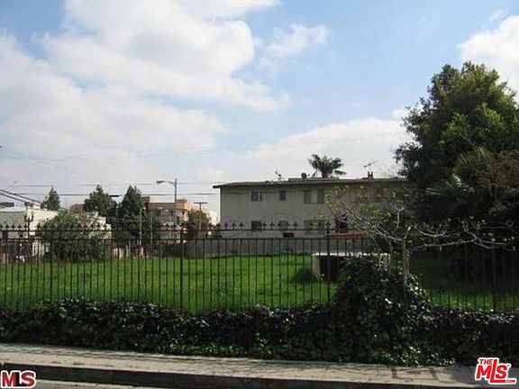 3rd image of 800 Lorraine Blvd