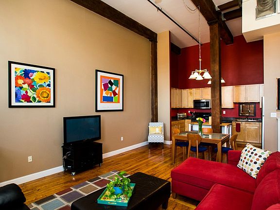 5th image of 589 Atwells Ave Ste 3F