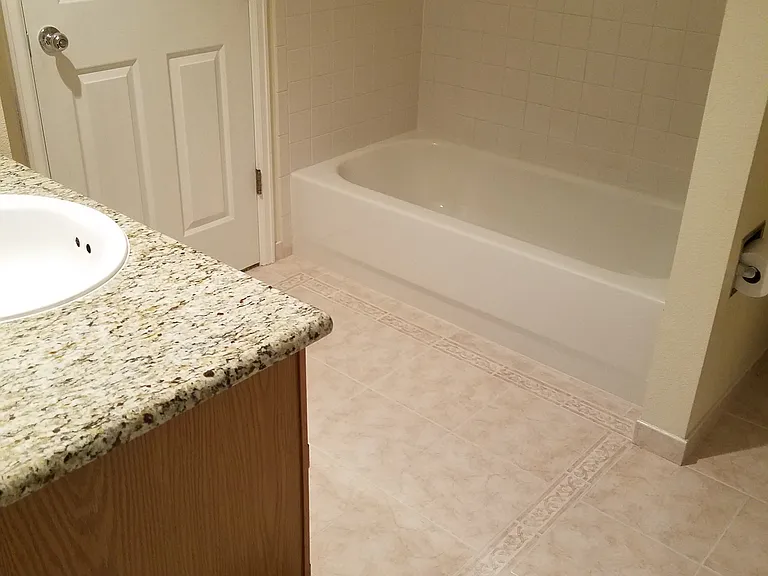 500 Lashley St #16 — Photo 16