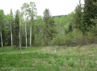 570 Upper Ridge Rd, Alpine, WY 83128