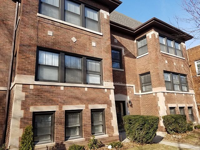1st image of 3830 N Mozart St #2N