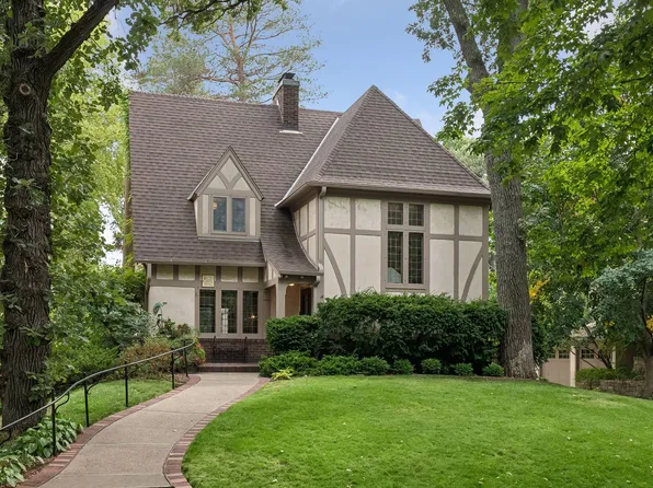 2825 Brookwood Ter, Minneapolis, MN 55410