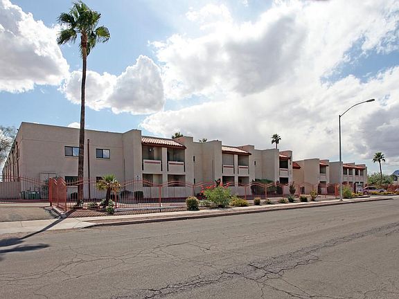 3rd image of 455 W Kelso St APT 226
