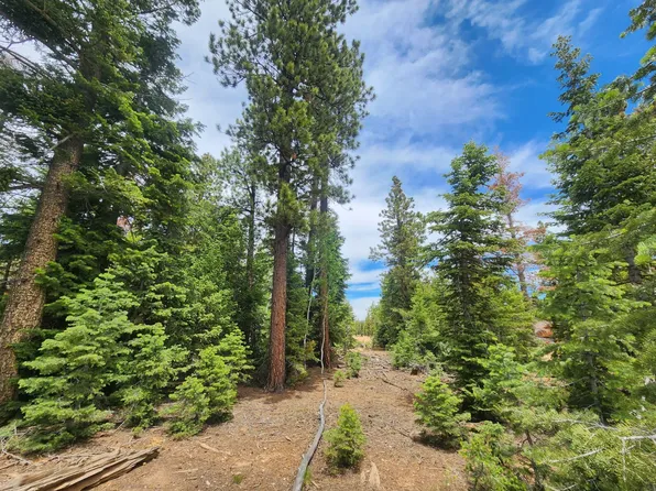 1050 E Shivwits Ln, Duck Creek Village, UT 84762