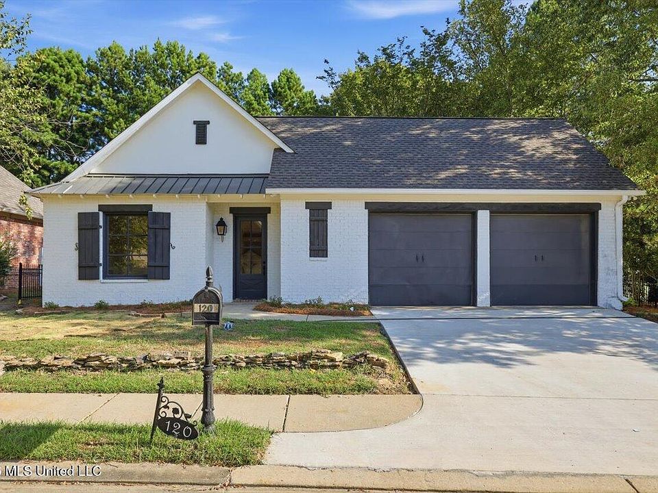 1st image of 120 Hampton Chase