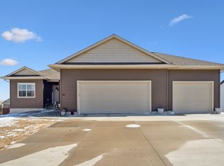 107 Pirate St, Hudson, IA 50643