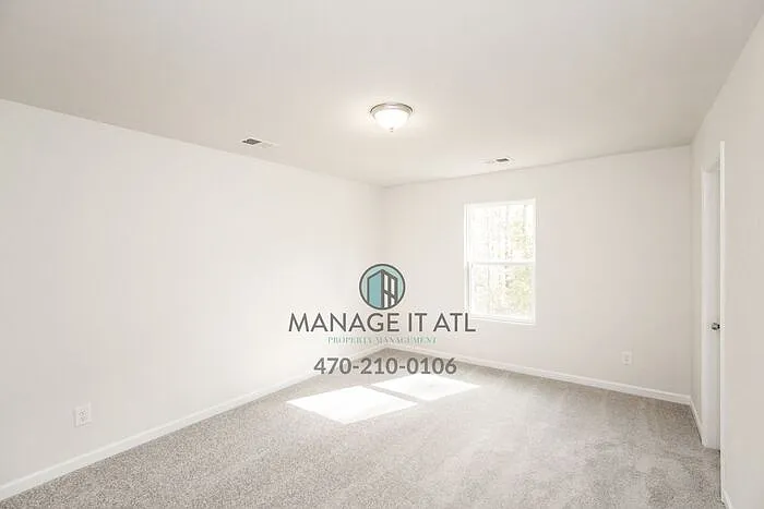 750 Shallowford Rd — Photo 42