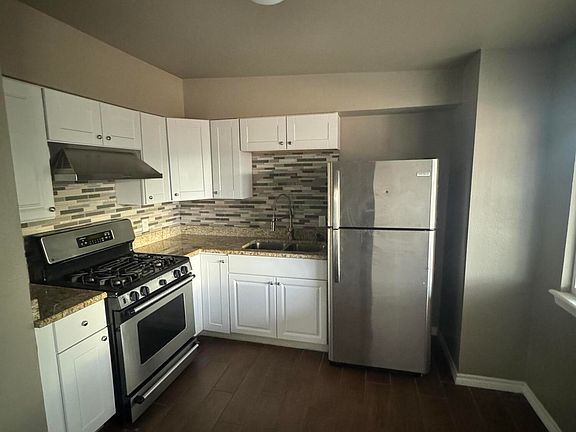 4th image of 10536 Goodman St