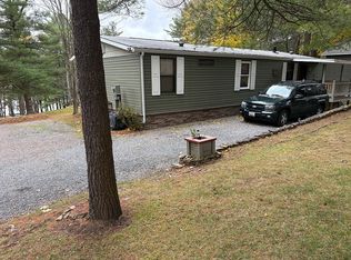 184 Upper Penn Point Dr, Oakland, MD 21550