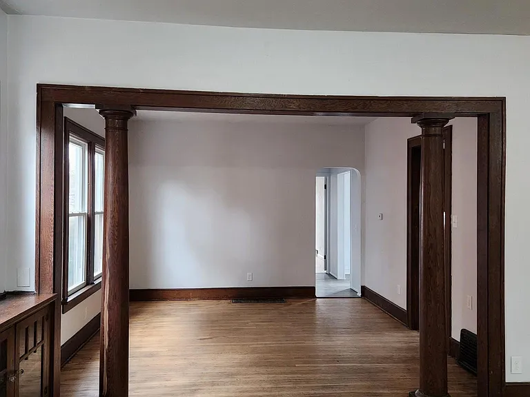 917 Ridge Rd NW — Photo 3