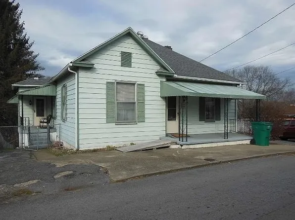 55 Watkins Ln, Clarksburg, WV 26301