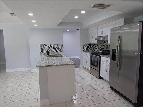 4th image of 5723 Ivy Ln