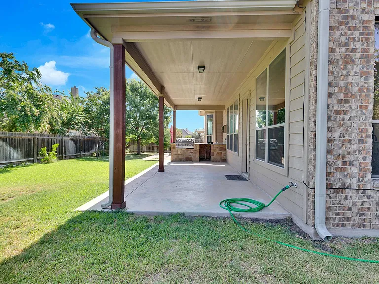 2500 Speidel Dr — Photo 12