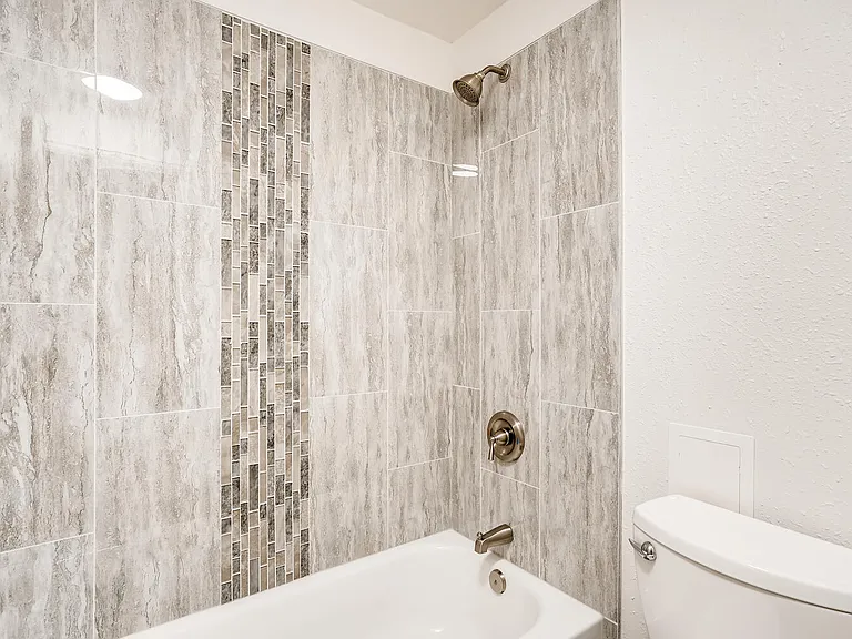 Sheridan Villa — Photo 2