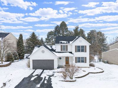 1420 Sunrise Dr, Walworth, NY, 14568