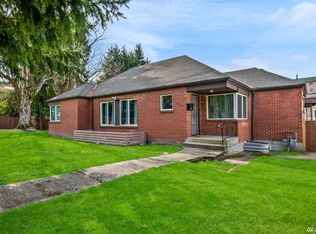 3506A Rockefeller Ave, Everett, WA 98201