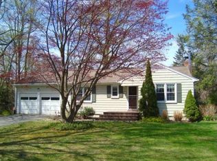 335 Booth Hill Rd, Trumbull, CT 06611