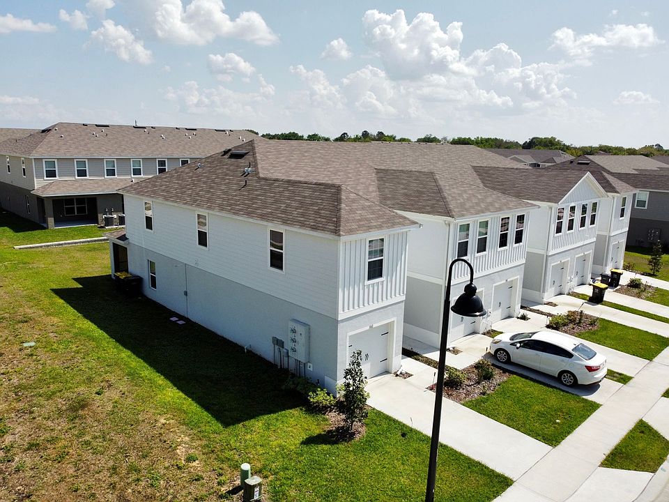 1st image of 380 Sedgewick Dr