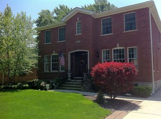 2317 Illinois Rd, Northbrook, IL 60062