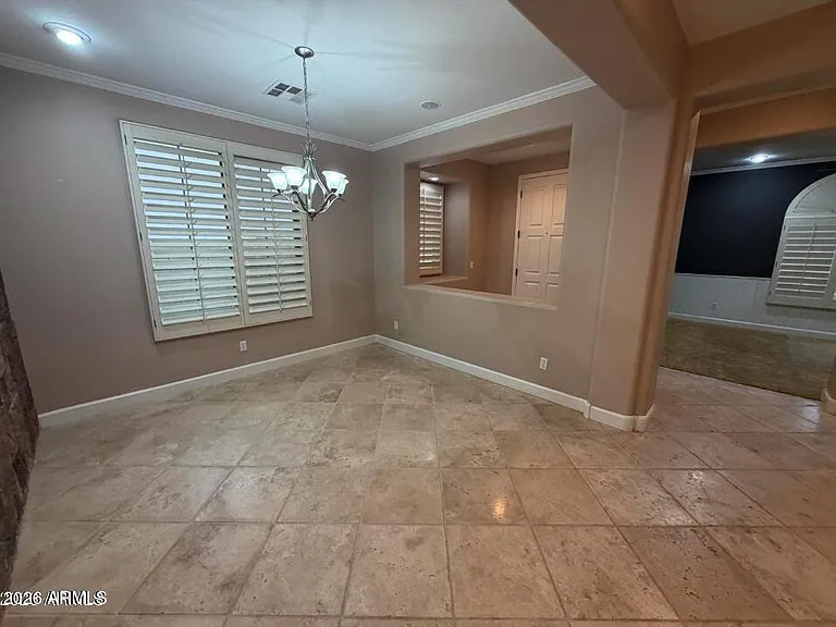 421 W Wisteria Pl — Photo 5