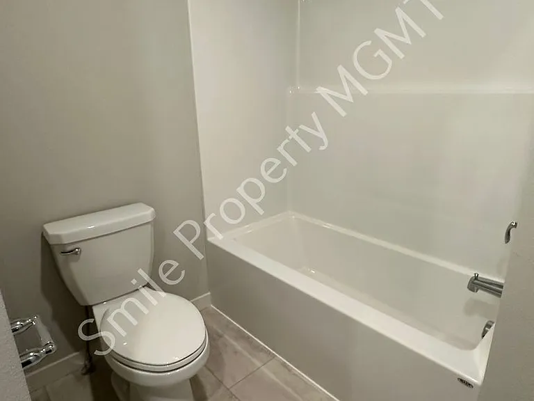 16684 SW Darling Ln — Photo 20