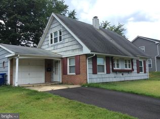 63 Pennypacker Dr, Willingboro, NJ 08046