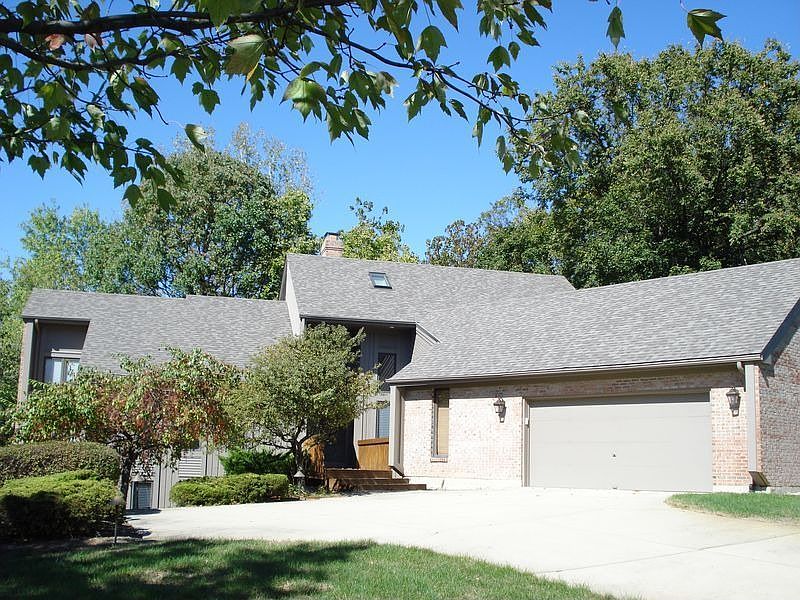1st image of 125 Lincolnshire Ln
