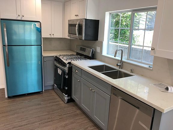 Kitchen with All brand new appliances 