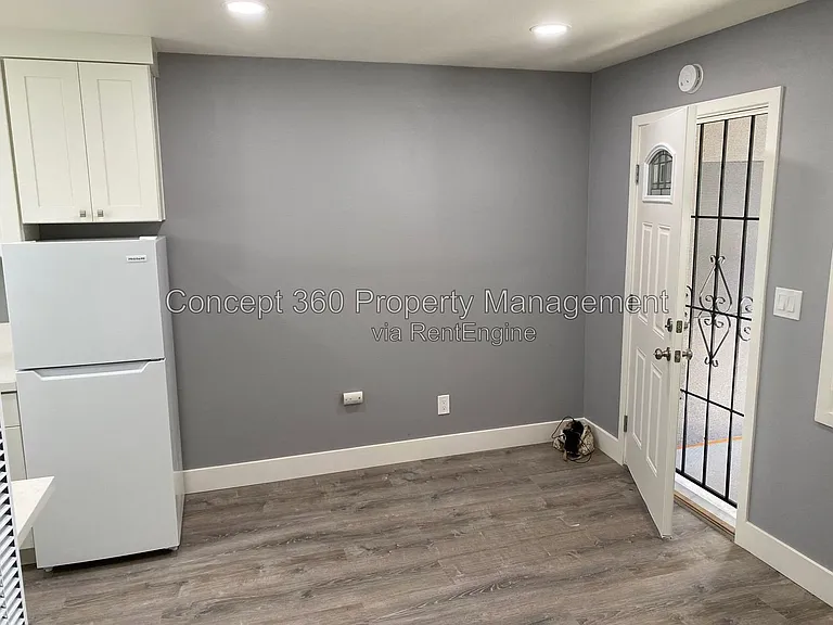 4154 North Business St #5 — Photo 9
