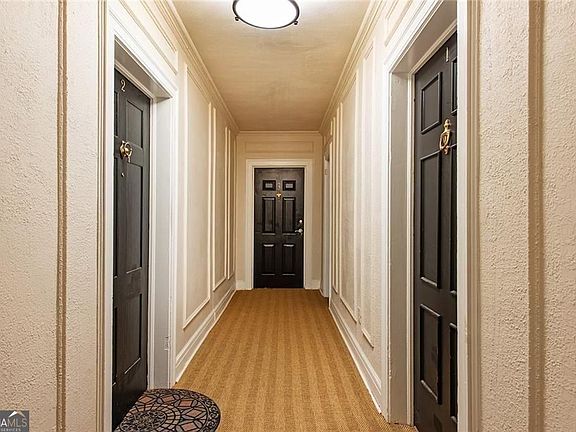 5th image of 2222 Peachtree Rd NW APT A3