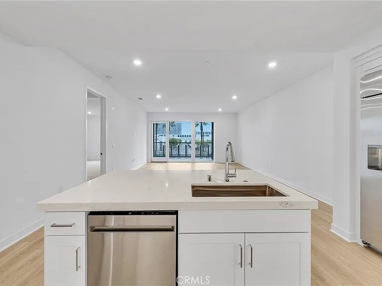 2205 Rivington — Photo 24