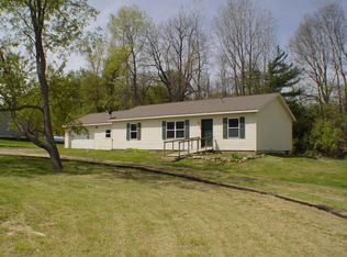 8870 Cory Dr, Delton, MI 49046