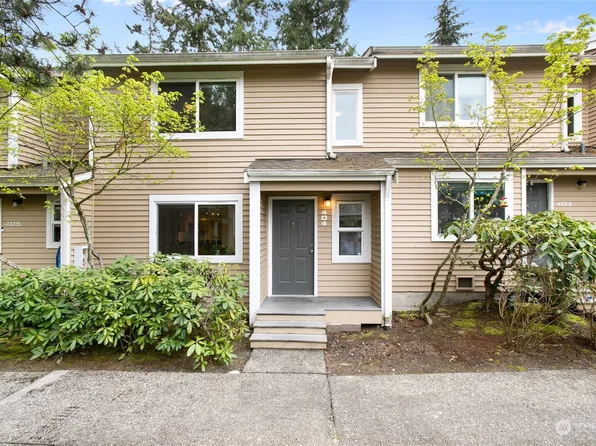 23816 12th Place S #404, Des Moines, WA 98198