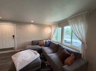 4538 S 700 E APT 6, Murray, UT 84107