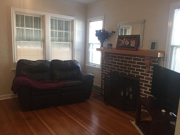 3rd image of 1894 Flandrau St N