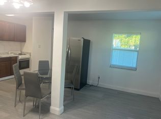 7113 SW 16th St #B, Miami, FL 33155