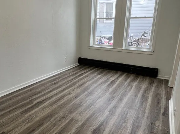514 W 16th St, 514 W 16th St #2, Erie, PA 16502