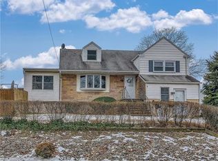 59 Deerfield Rd, Parlin, NJ 08859