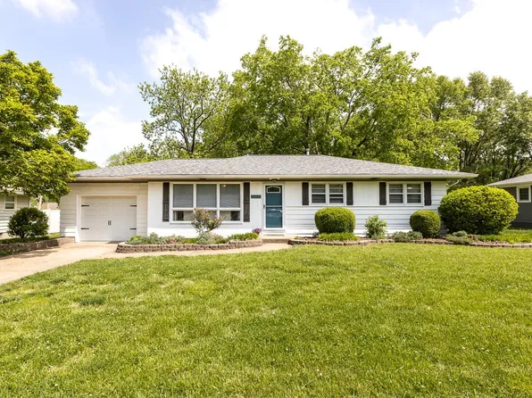 457 Dianne Ave, Columbia, IL 62236