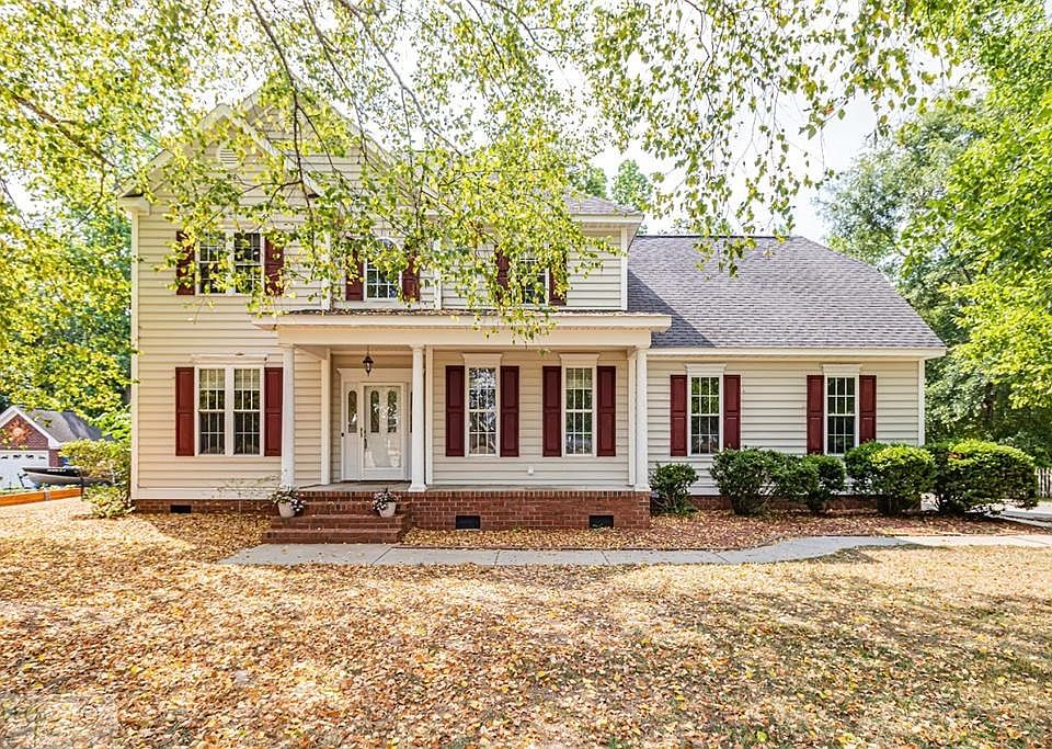 1st image of 206 Clay Brooke Dr
