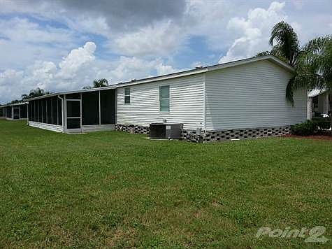 nice large back yard