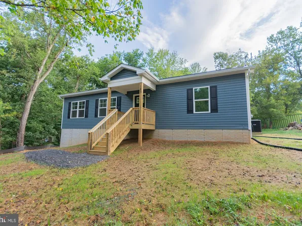 183 Foothill Ln, Harpers Ferry, WV 25425