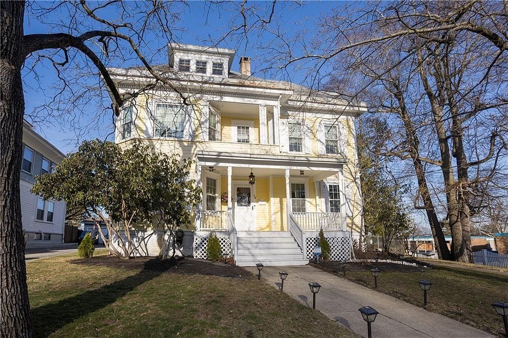 Primary listing photo