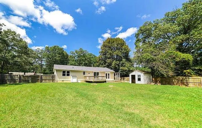 12817 Leman Ln — Photo 3