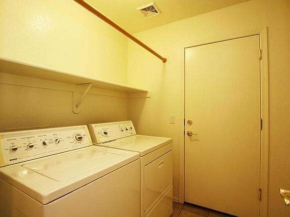 4th image of 20965 N 84th Ln