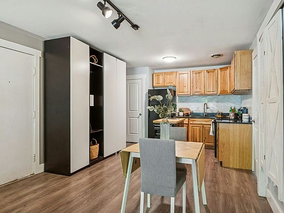 Open kitchen