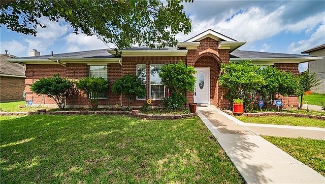 1st image of 3005 Dorothy Ln